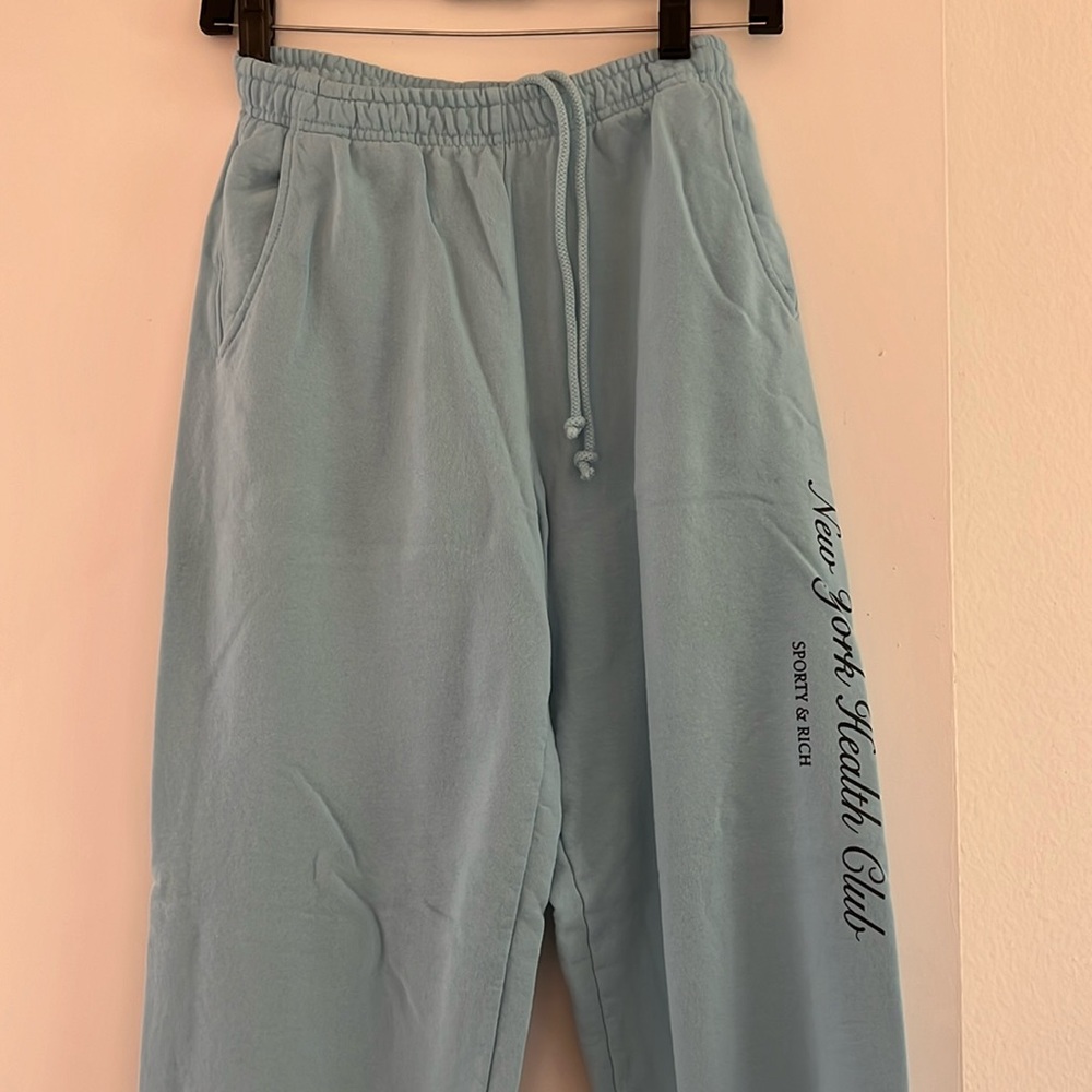Sporty & Rich : New York Health Club Light Blue Sweatpants